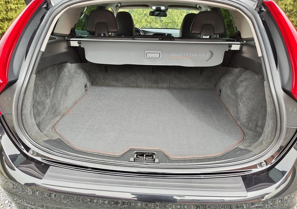 Volvo V60 cena 53500 przebieg: 202000, rok produkcji 2016 z Wolin małe 352